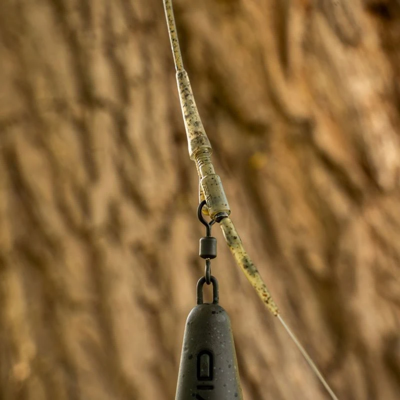 Avid Carp Outline Flecktone Fused Lead QC Clips